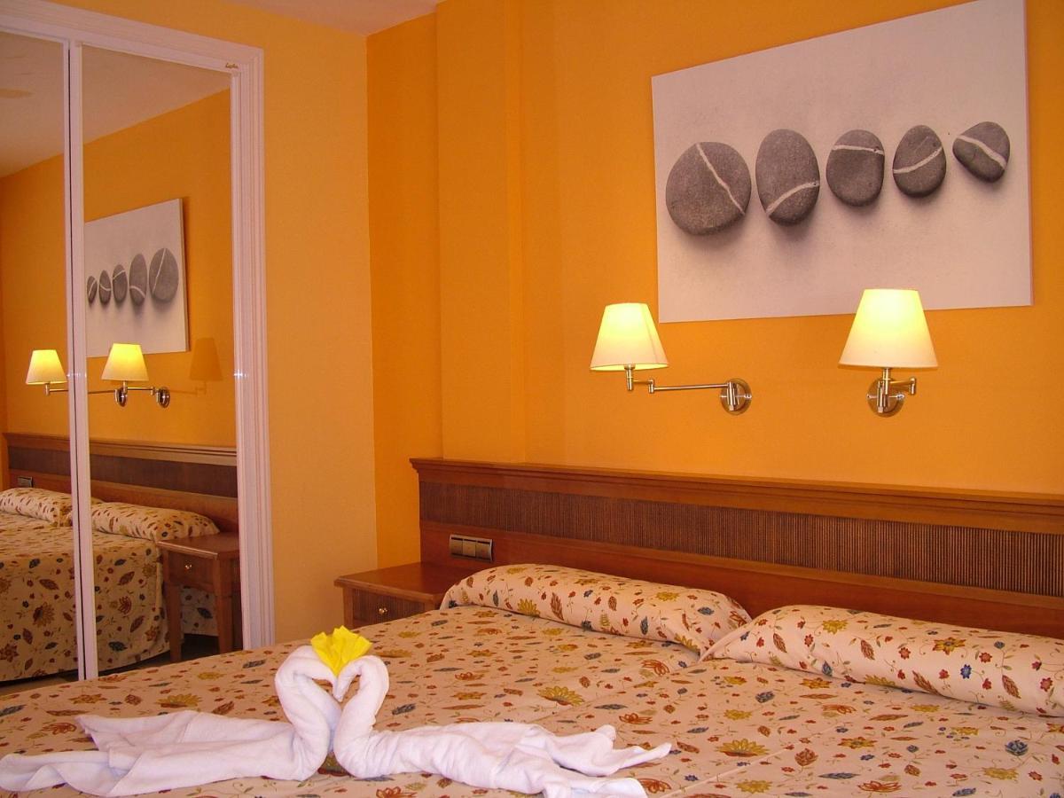 Aparthotel El Cerrito Playa Cancajos.- BreNa Baja  외부 사진