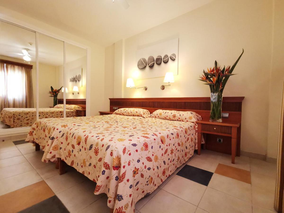 Aparthotel El Cerrito Playa Cancajos.- BreNa Baja  외부 사진