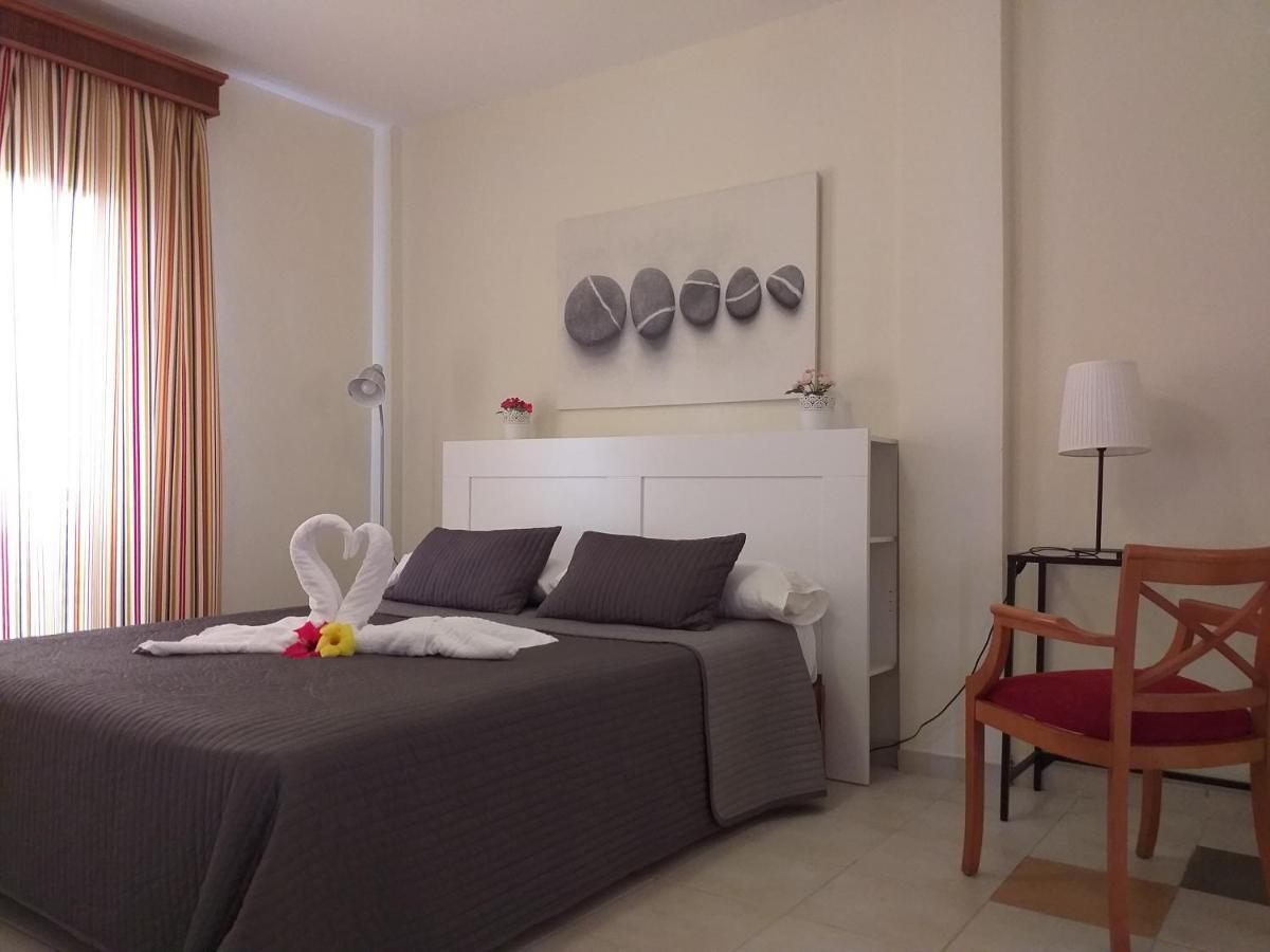 Aparthotel El Cerrito Playa Cancajos.- BreNa Baja  외부 사진