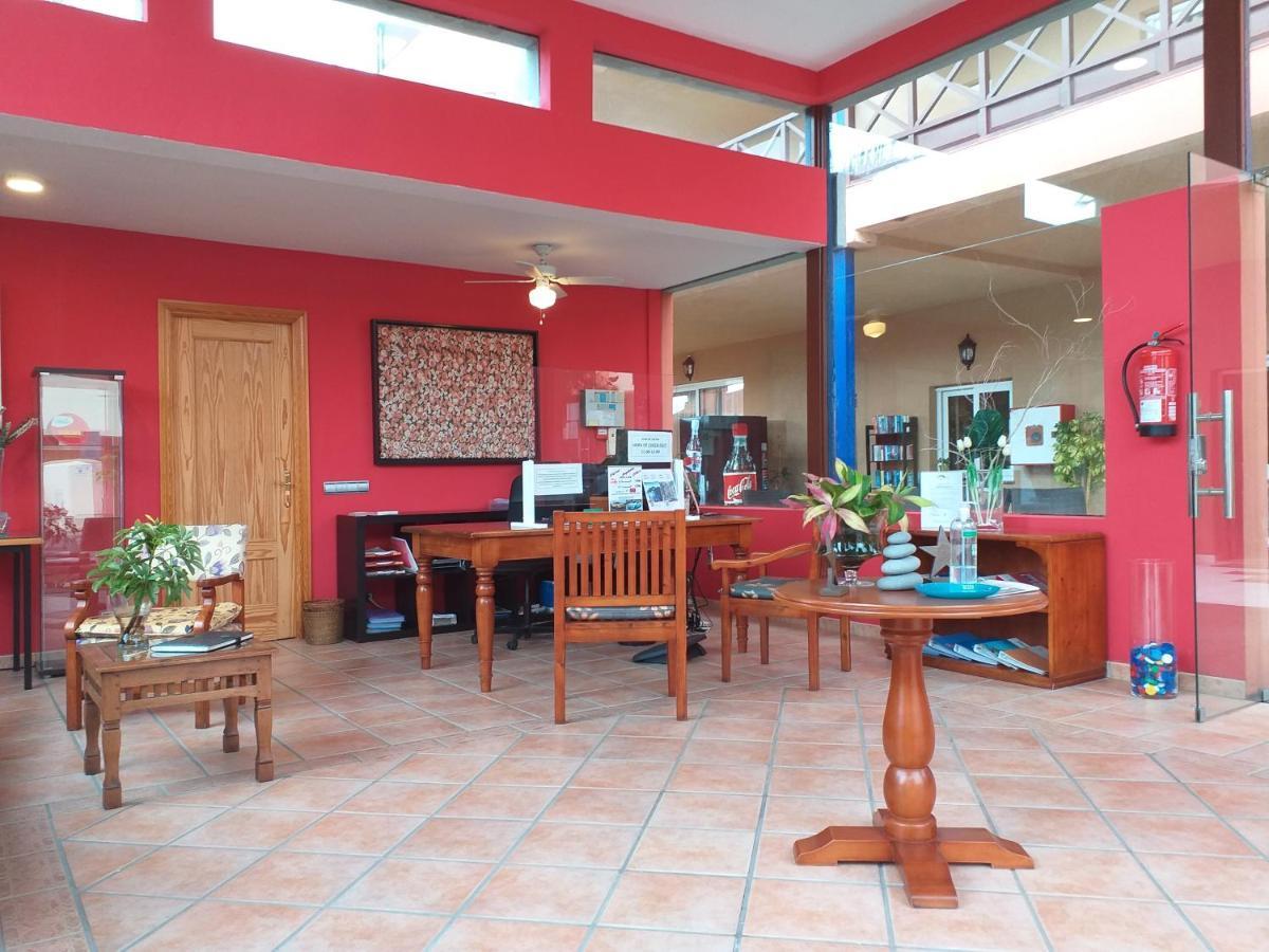 Aparthotel El Cerrito Playa Cancajos.- BreNa Baja  외부 사진